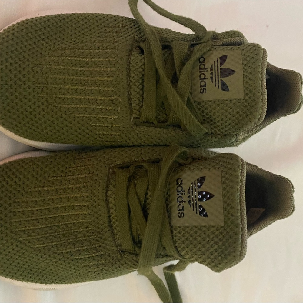 Kids Adidas size 10